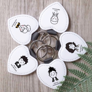 心形皮革造型創意鑰匙圈