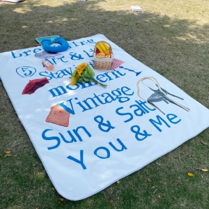 潮流可折疊填充棉提把防潮野餐墊