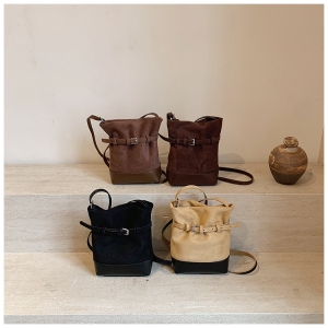 高級感小眾設計水桶包