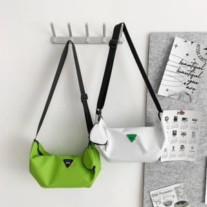 創意休閒簡約單肩斜背包