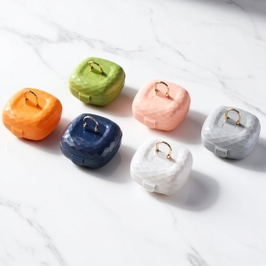 鑽石切割面輕巧收納盒