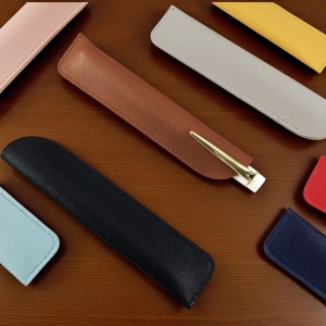 斜口多色皮革筆套