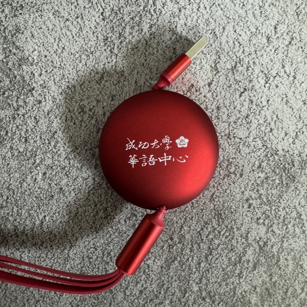 3A 引き込み式 3 in 1 急速充電データケーブル 充電ケーブル