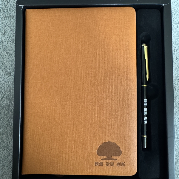 A6随身笔记本办公学生日记本商务礼盒