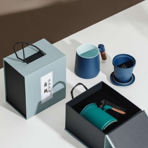 台灣檢驗胡桃木手柄陶瓷帶蓋馬克杯400ml